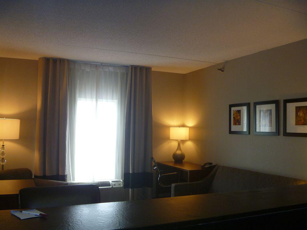 Comfort Suites Pineville - Ballantyne Area Ngoại thất bức ảnh