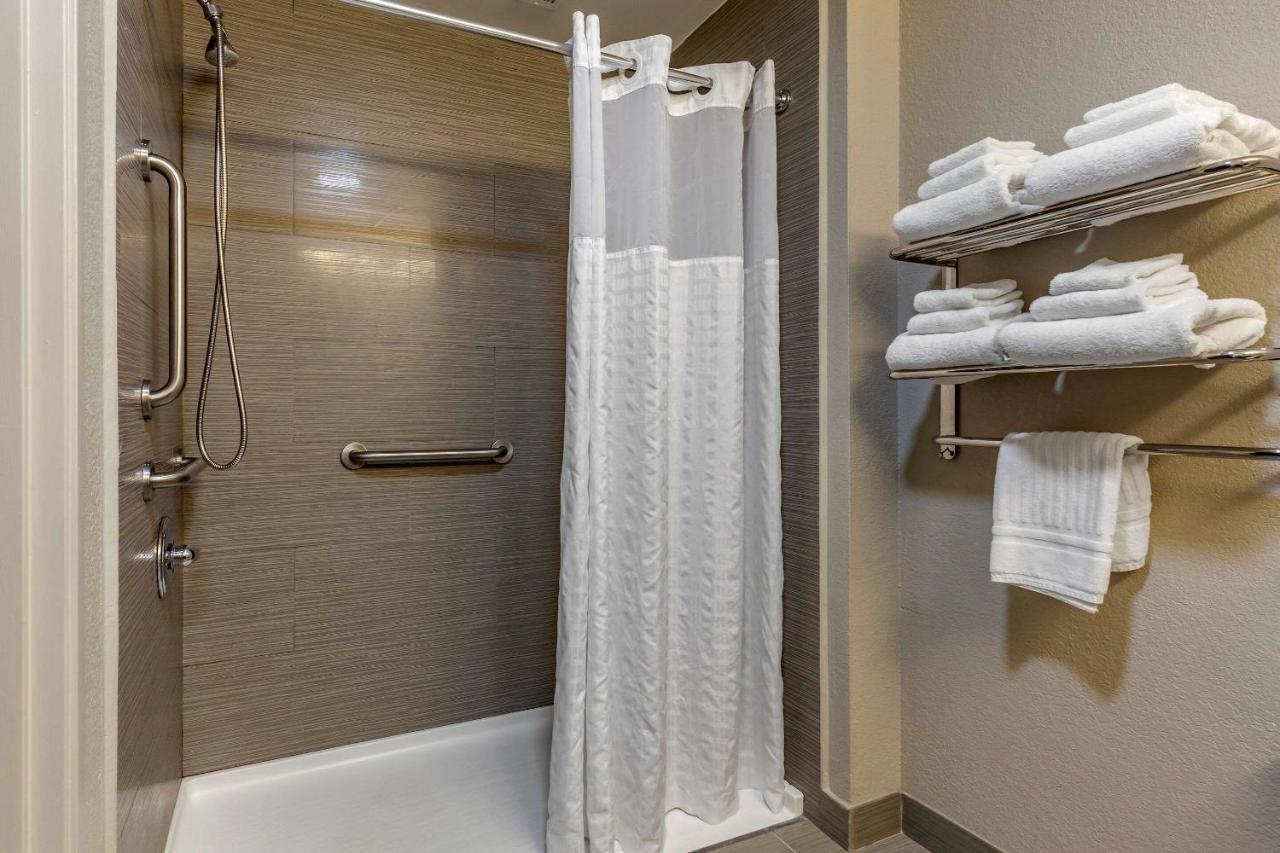Comfort Suites Pineville - Ballantyne Area Ngoại thất bức ảnh