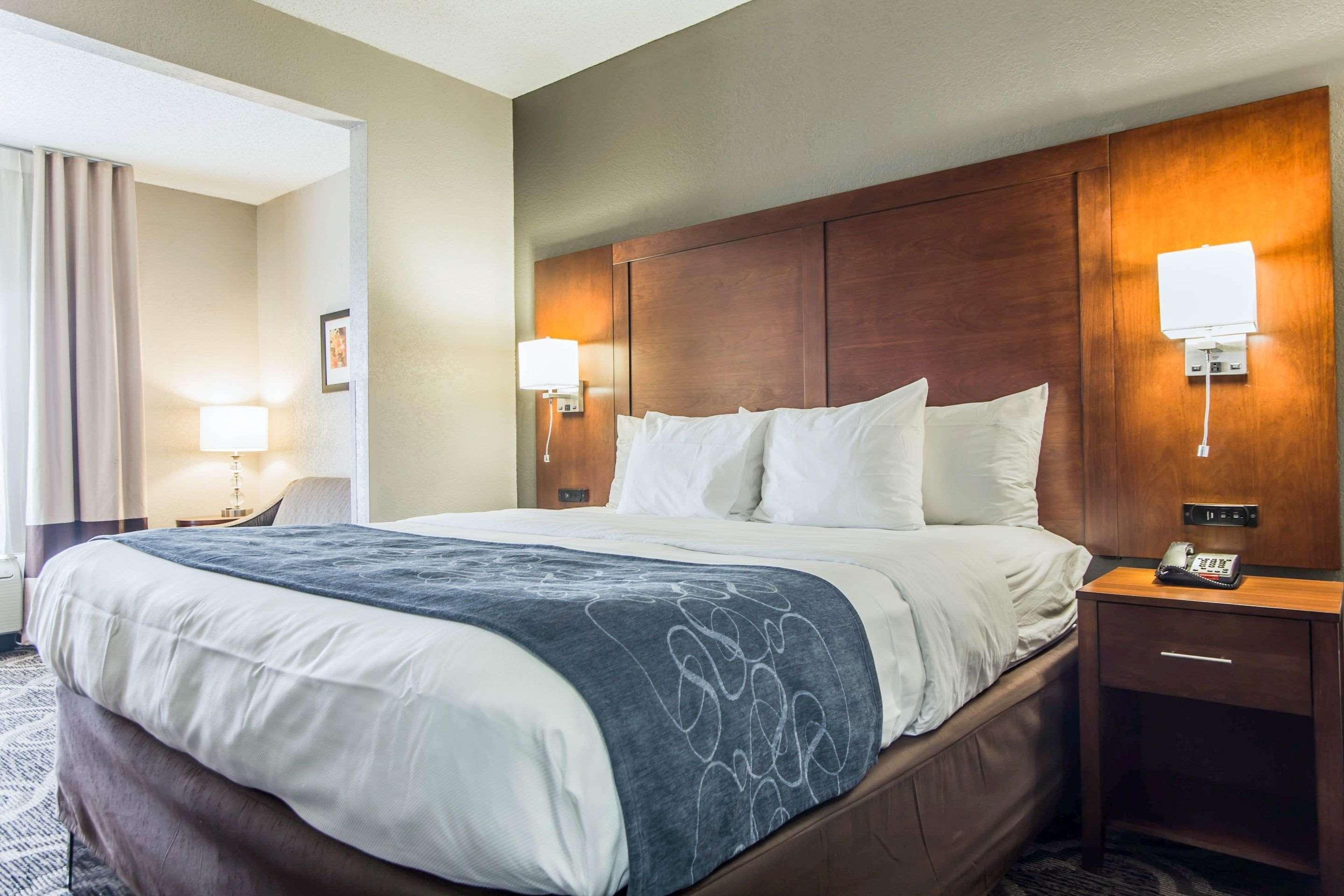 Comfort Suites Pineville - Ballantyne Area Ngoại thất bức ảnh