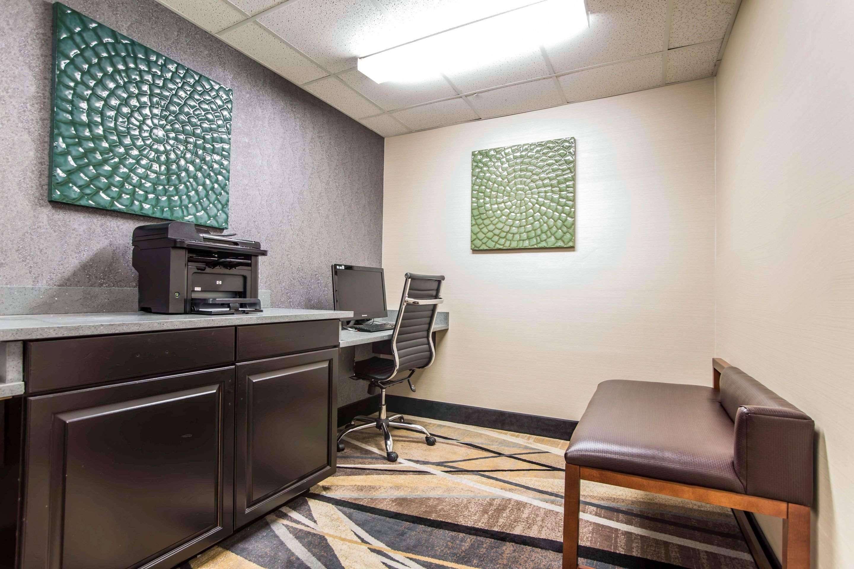 Comfort Suites Pineville - Ballantyne Area Ngoại thất bức ảnh