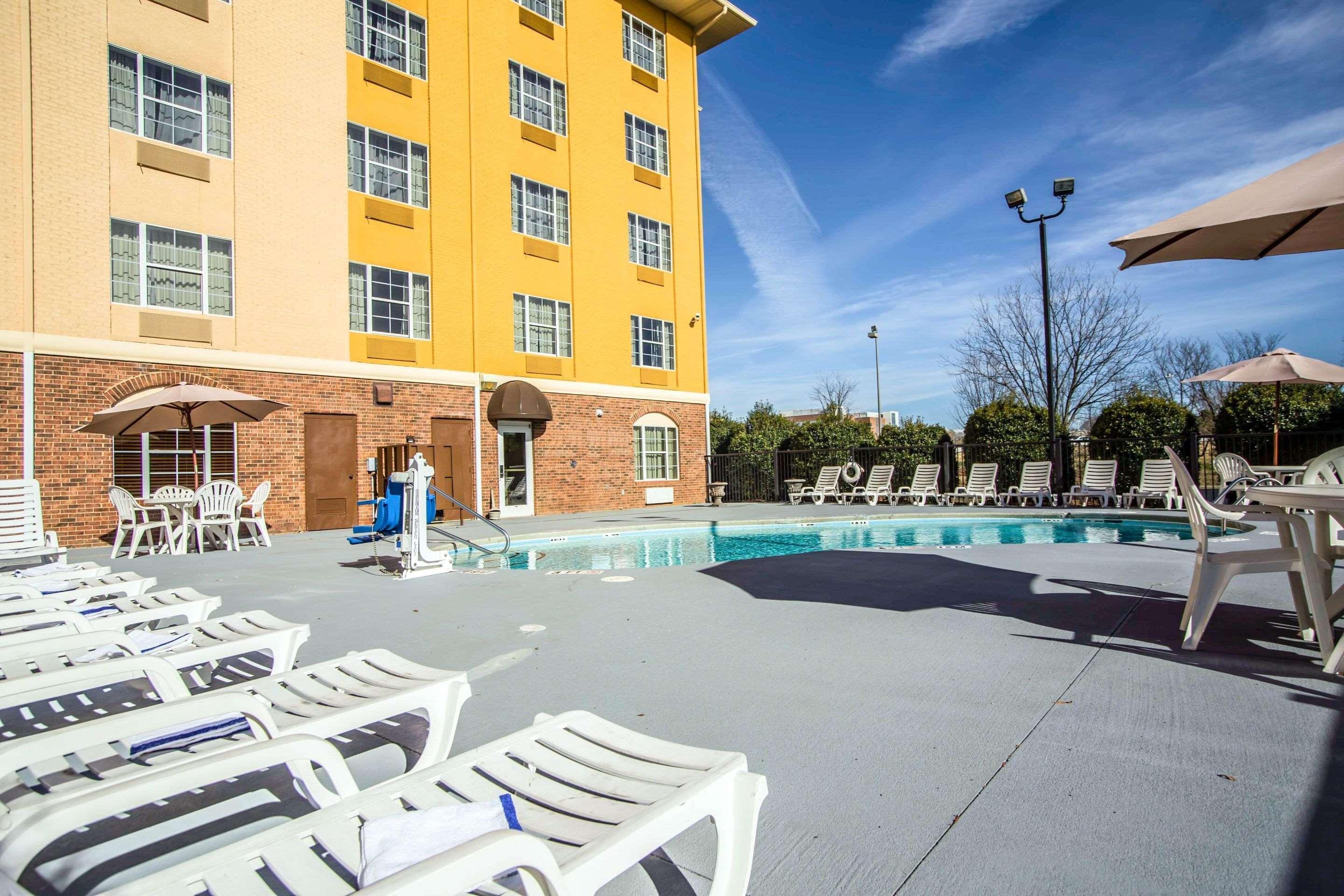 Comfort Suites Pineville - Ballantyne Area Ngoại thất bức ảnh