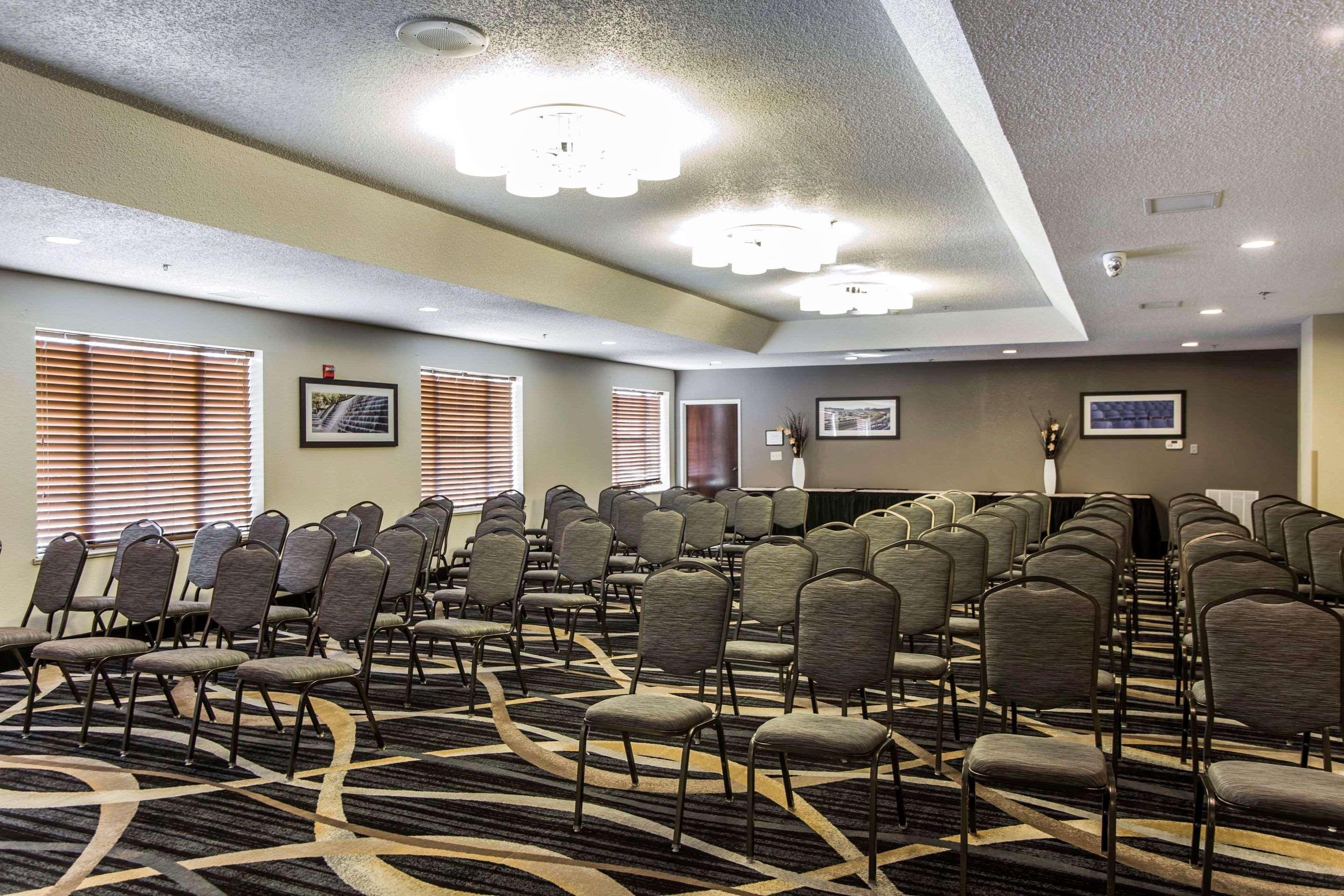 Comfort Suites Pineville - Ballantyne Area Ngoại thất bức ảnh